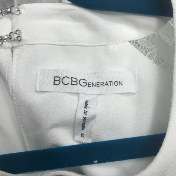 BCBGeneration fit and flare dress white - Picture 3 of 4